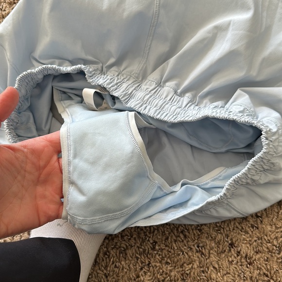 Lululemon Hotty Hot Hr High Rise Shorts Powder Blue Size 8 Tall - Picture 10 of 16
